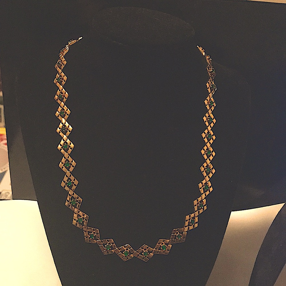 925 Sterling In a yellow set gold Vintage necklace
